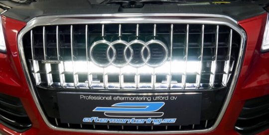 AUDI ledramp installation innanför grillen