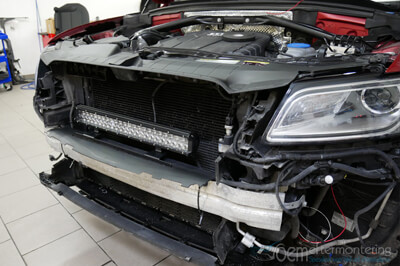 audi q5 ledramp installation innanför grillen